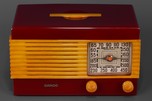 Garod 1B55L &rsquo;Drop-Handle&rsquo; Radio in Maroon + Yellow Catalin
